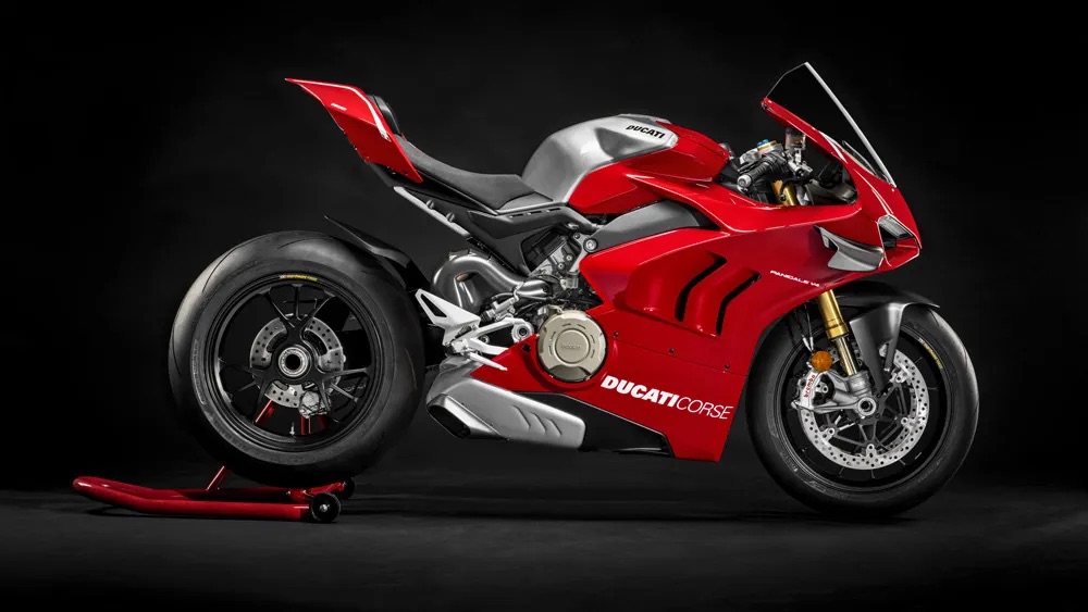 02_ducati-panigale-v4-r.jpeg