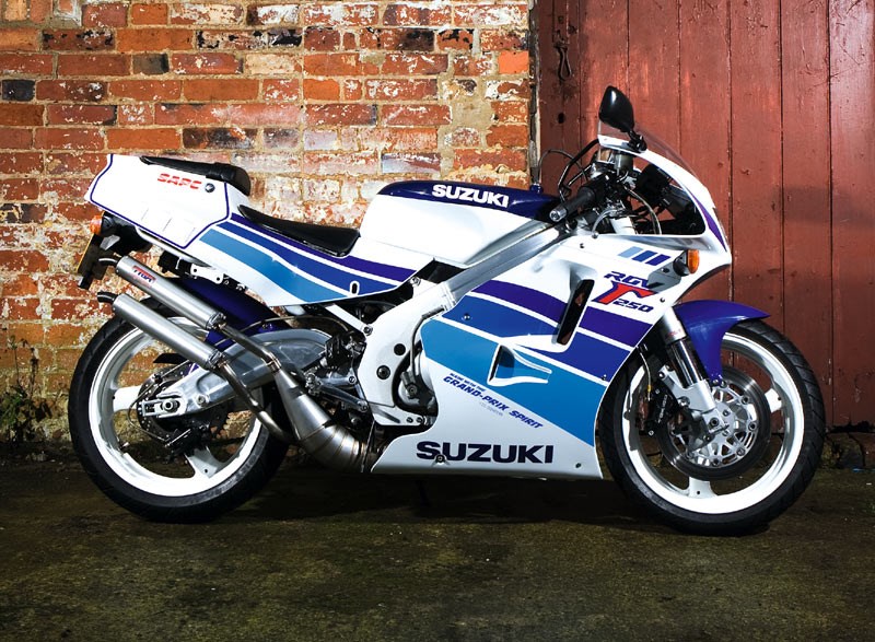 07suzuki-rgv250.jpg