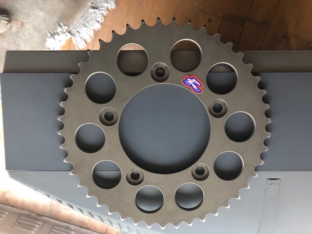 1. Renthal 45T Sprocket 899.jpg