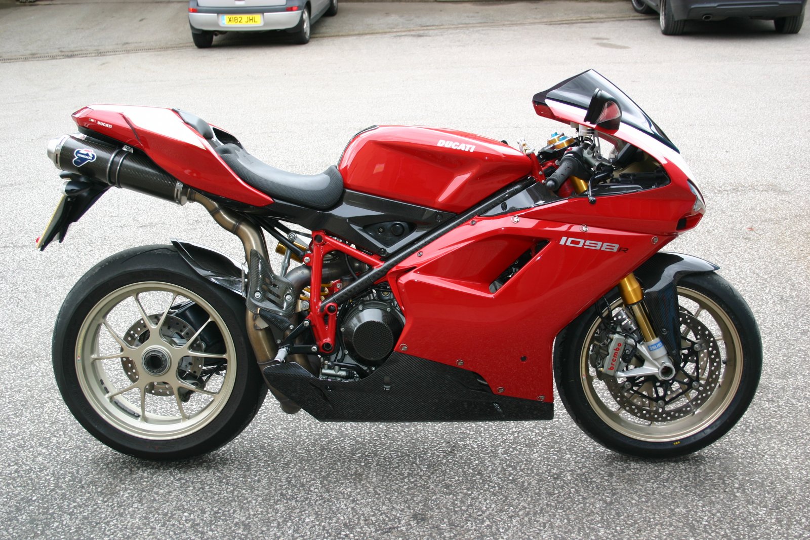 1098r 3.JPG