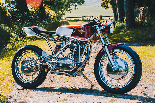 10_07_2018_Alonze_Ducati_350_racer_1967_pipeburn_10.jpg