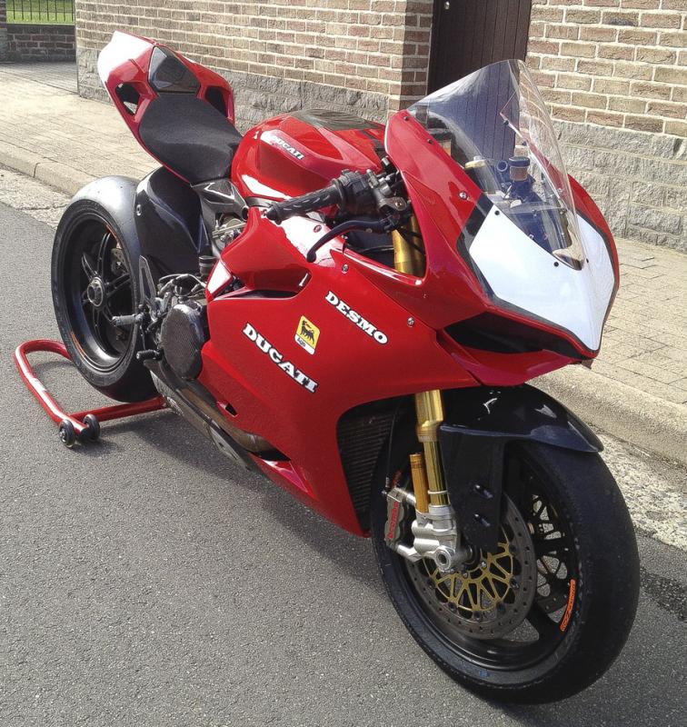 1199 RR V2 kop.jpg