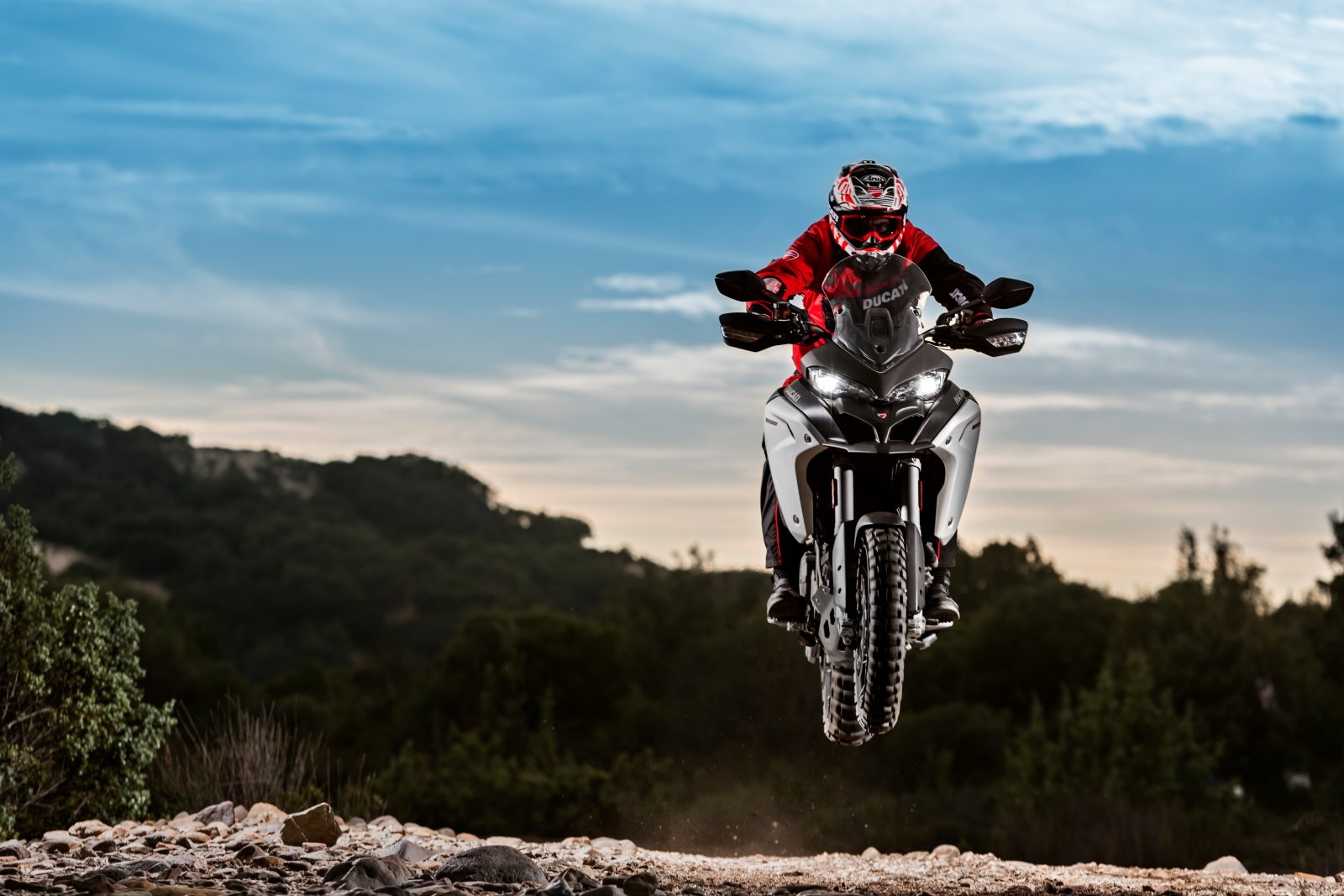 16-MULTISTRADA1200-ENDURO.jpg