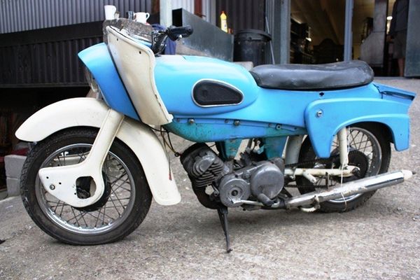 1960s_Ariel_Leader_250cc_Motorcycle_for_Restoration-12728-3680.jpg
