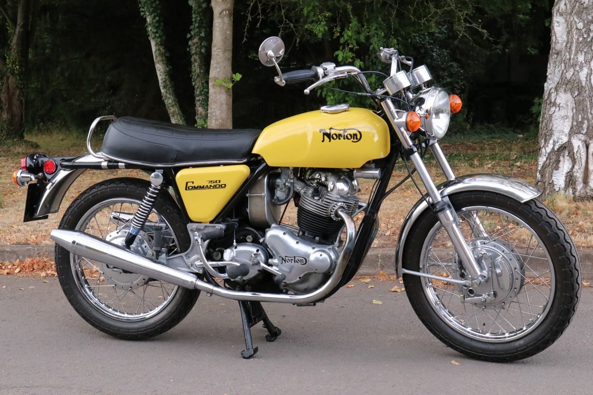 1971-norton-commando-750-687bcef40a931.jpg