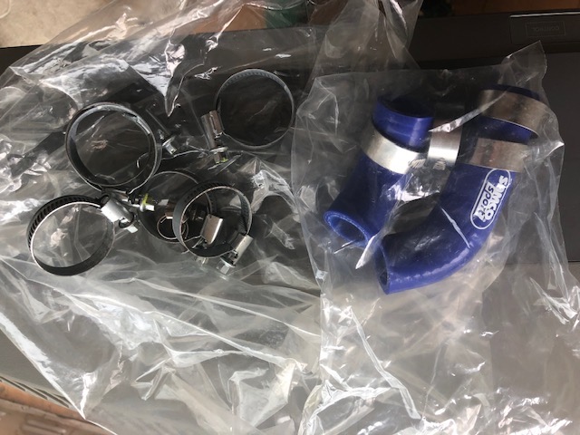 2. 899 Hoses & Clips.jpg