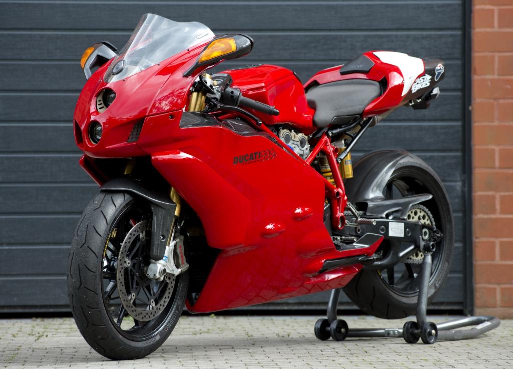 2005 DUCATI 999R #204 - 032_ LEFT - 002.jpg