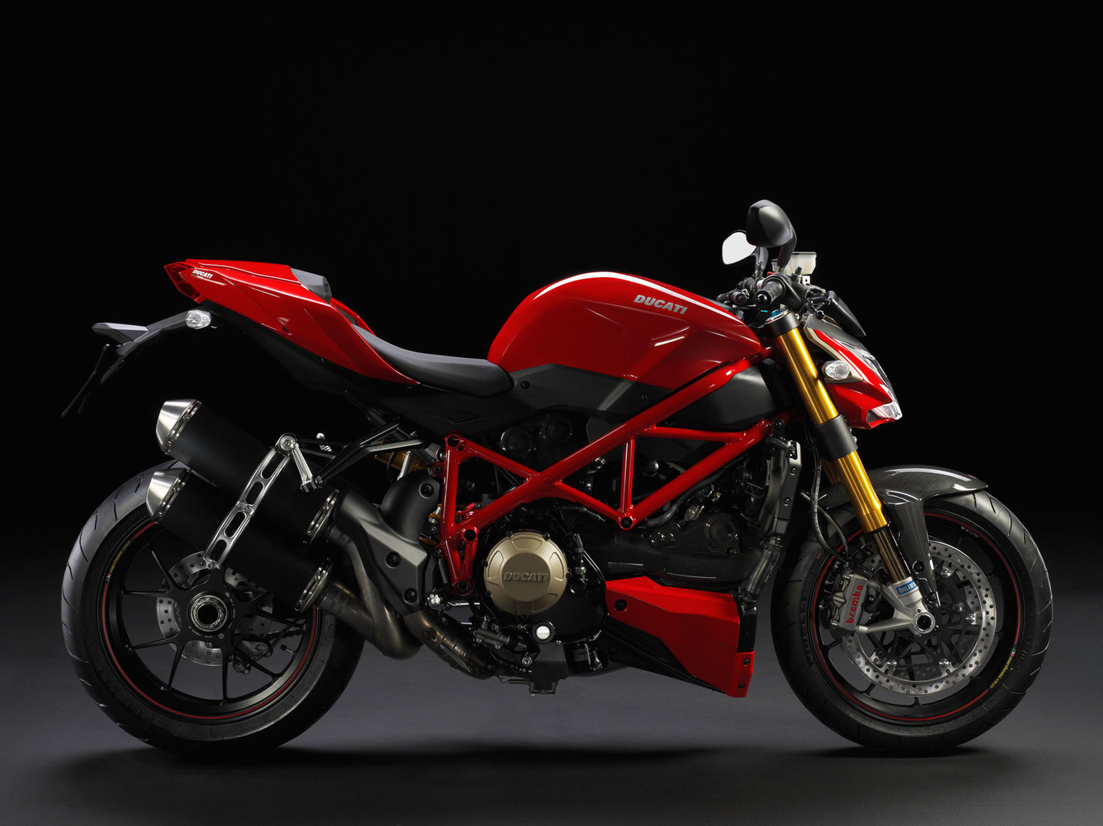 2011-Ducati-StreetfighterSb.jpg