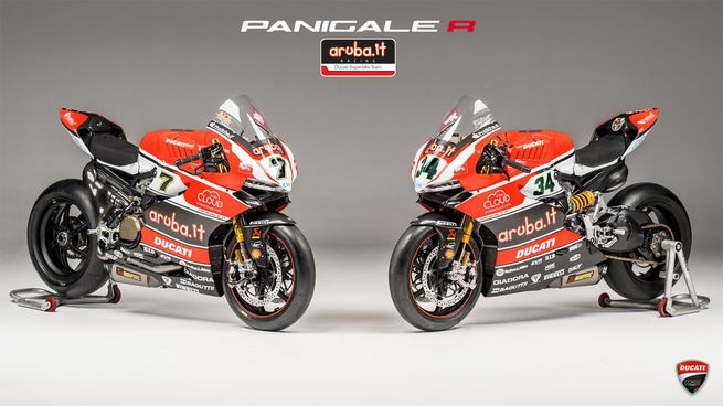 2015-ducati-panigale-r-superbike-presentation-20.jpg