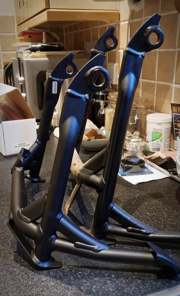 20181106_enduro-centre-stand_01_web.jpg