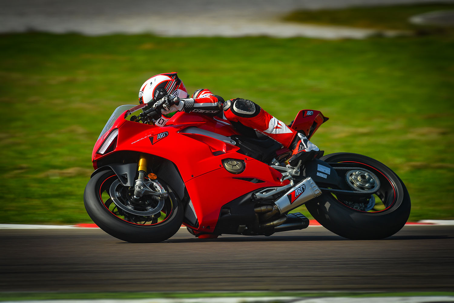 229-151-scarico panigale v4 - zard - dario marchetti 4.jpg