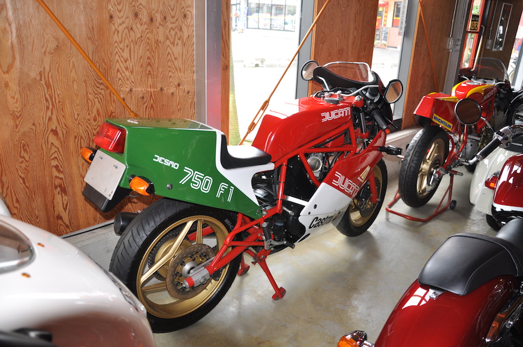 750F1.jpg