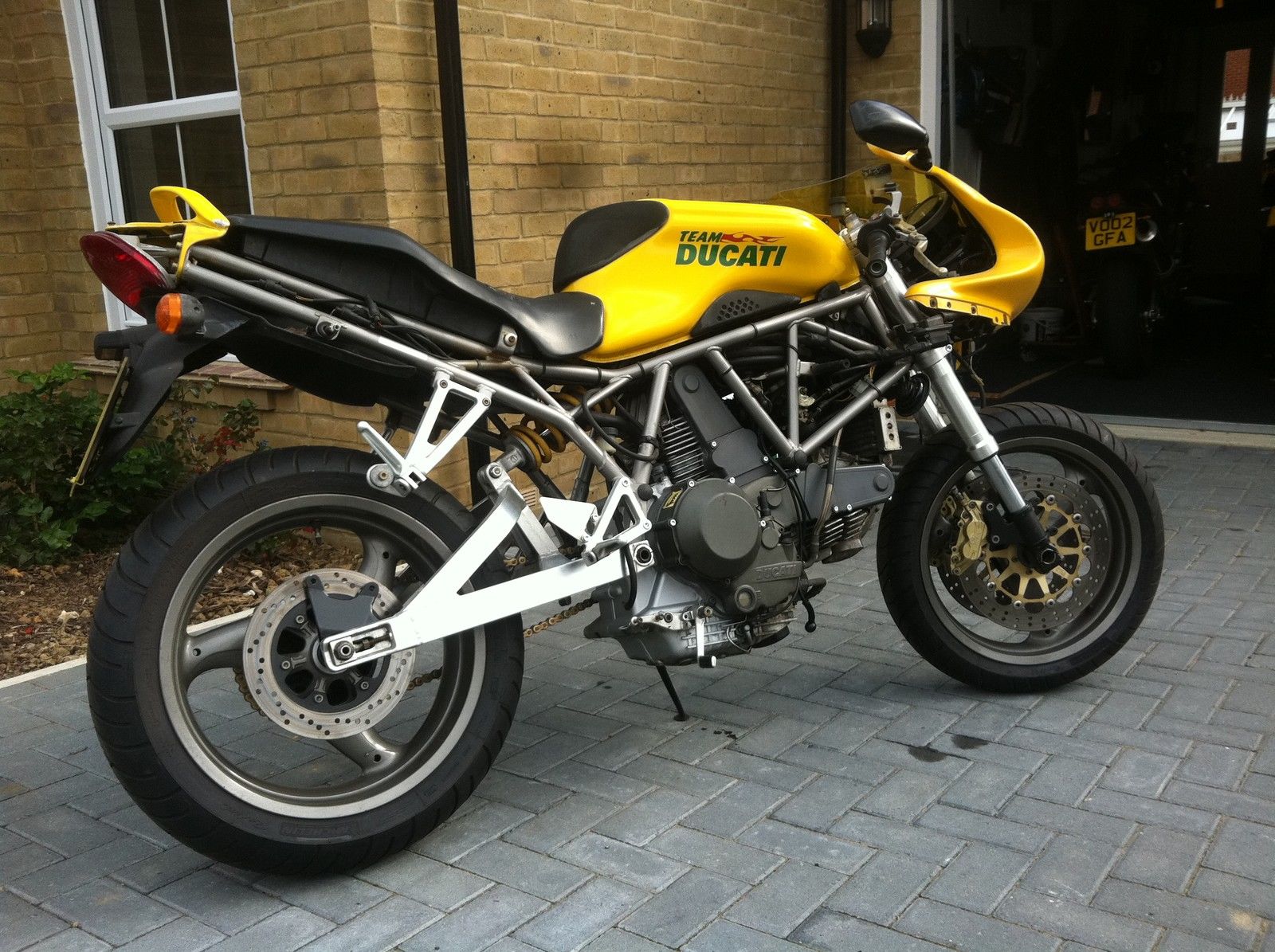 900ss1.JPG