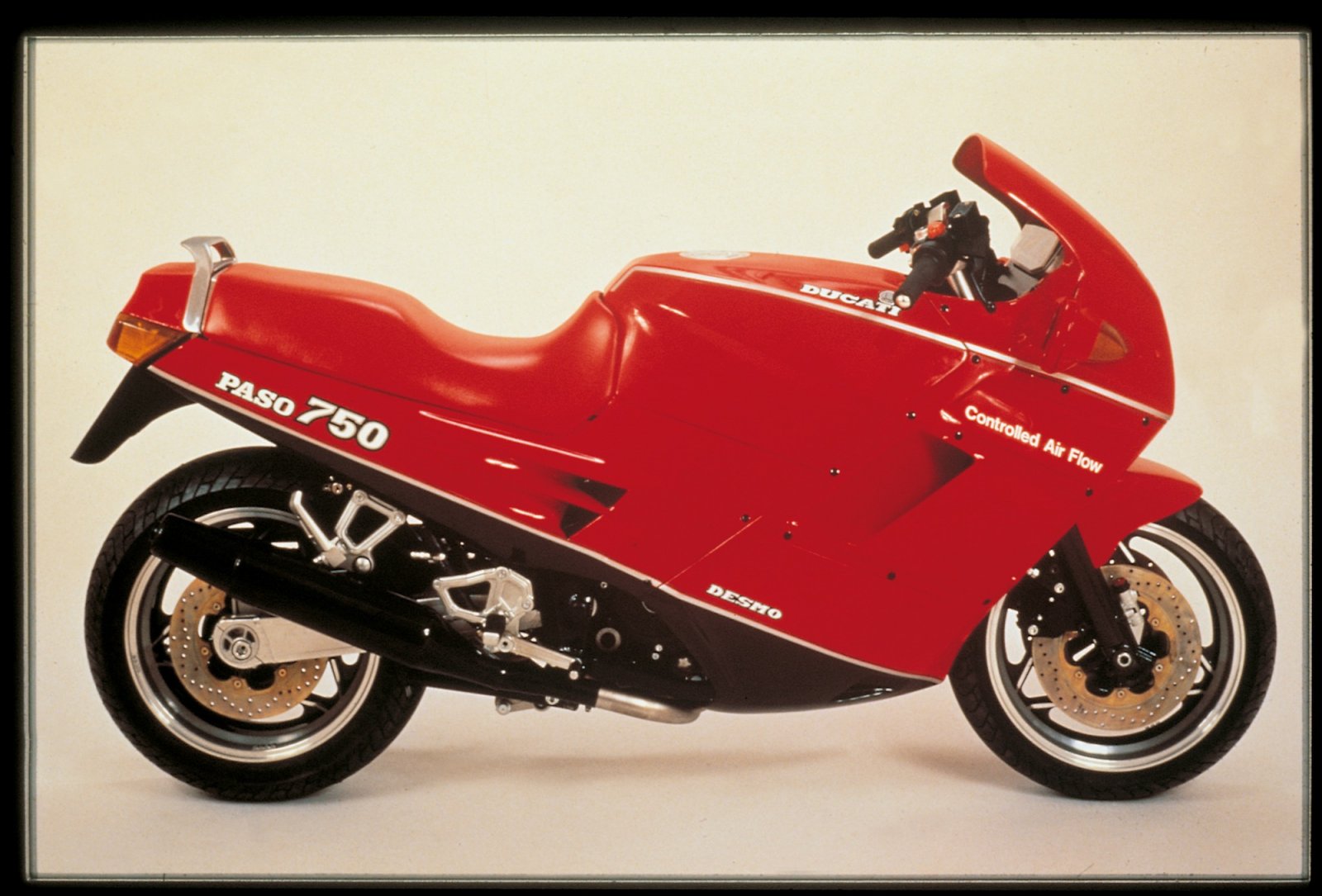 91-1986_Paso 750.jpeg