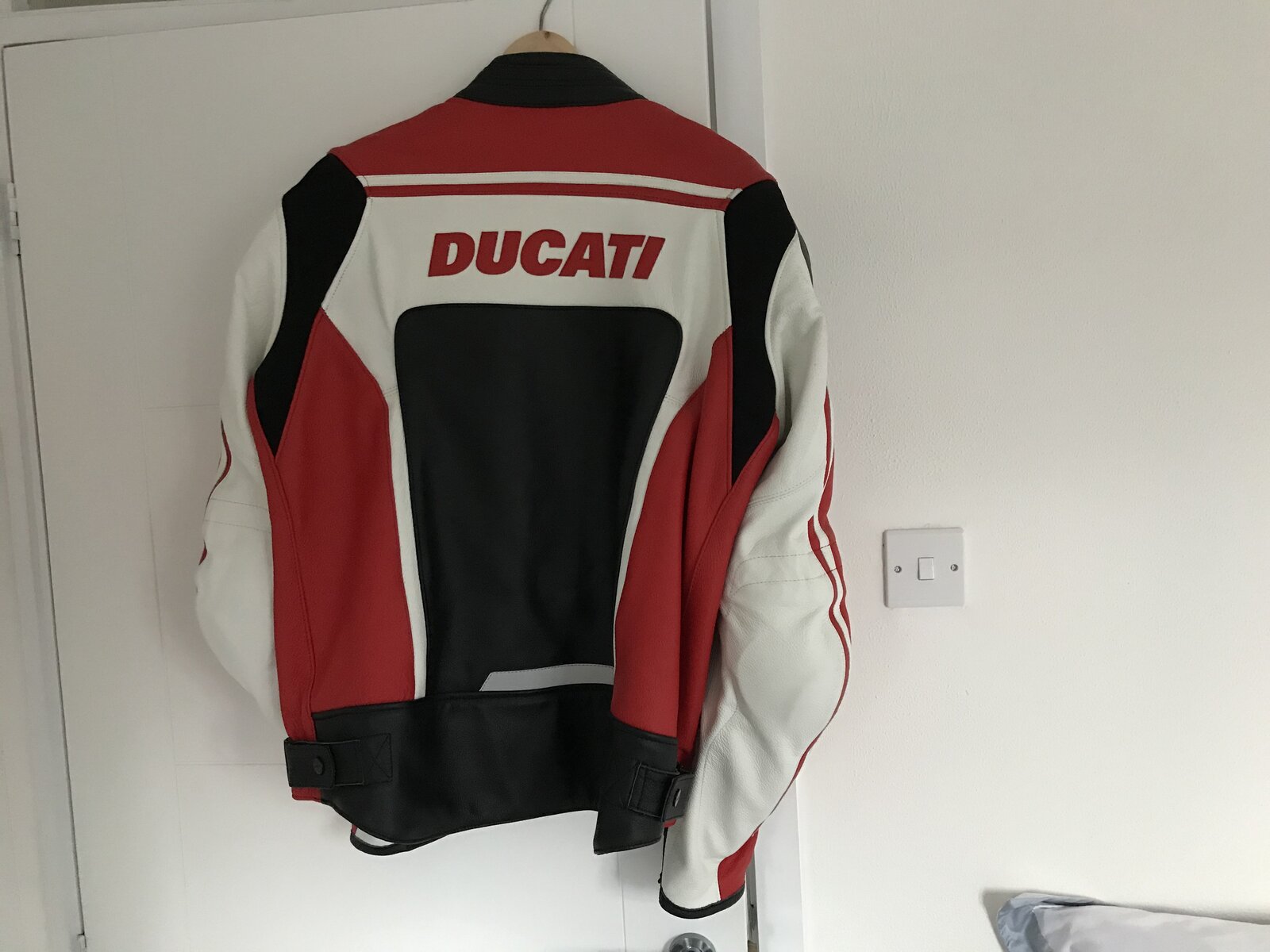 ducati dainese