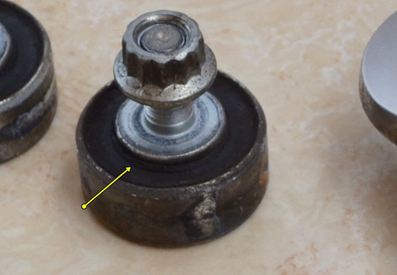 BID MP13F94.JPG