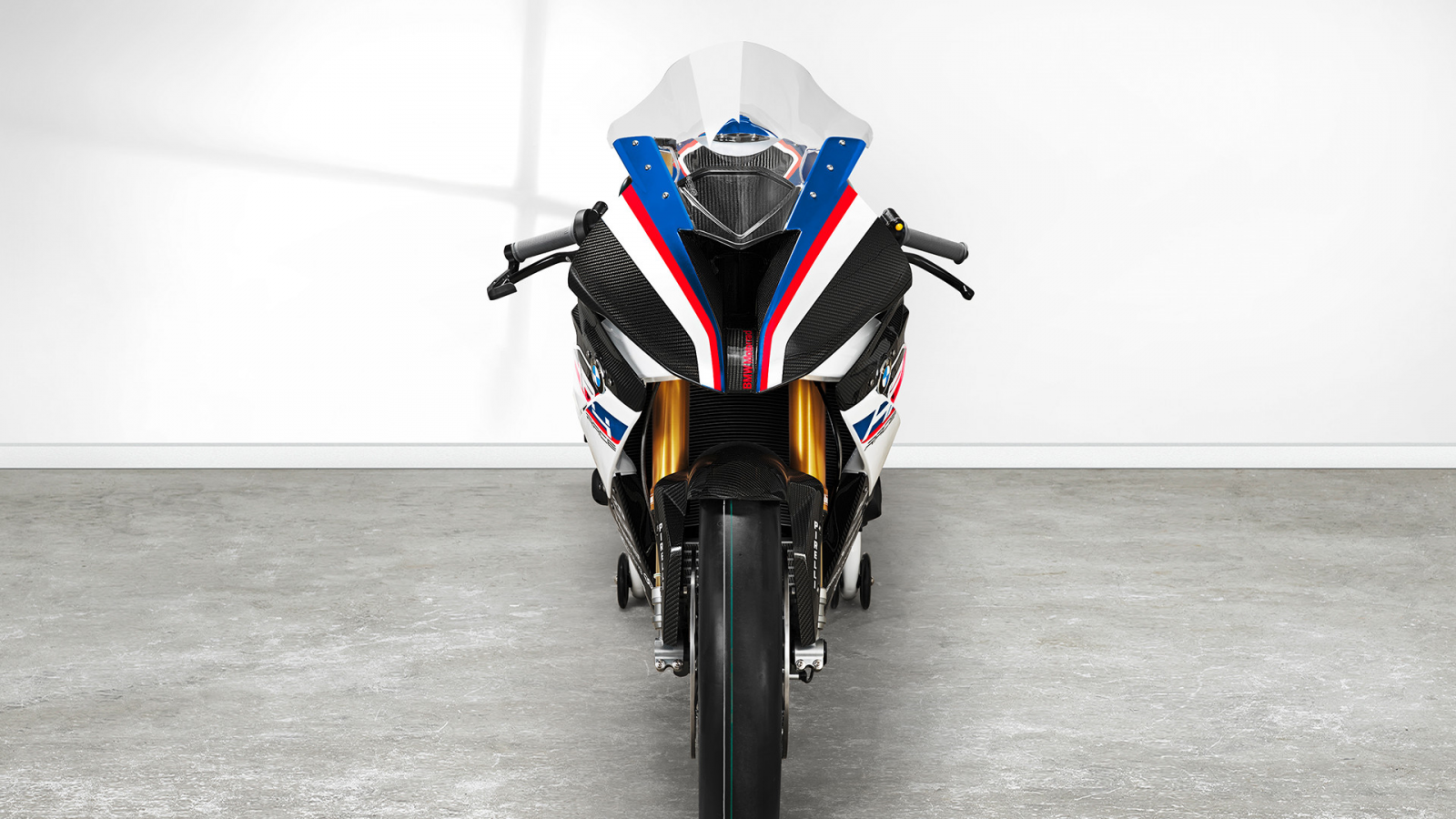 BMW4.png