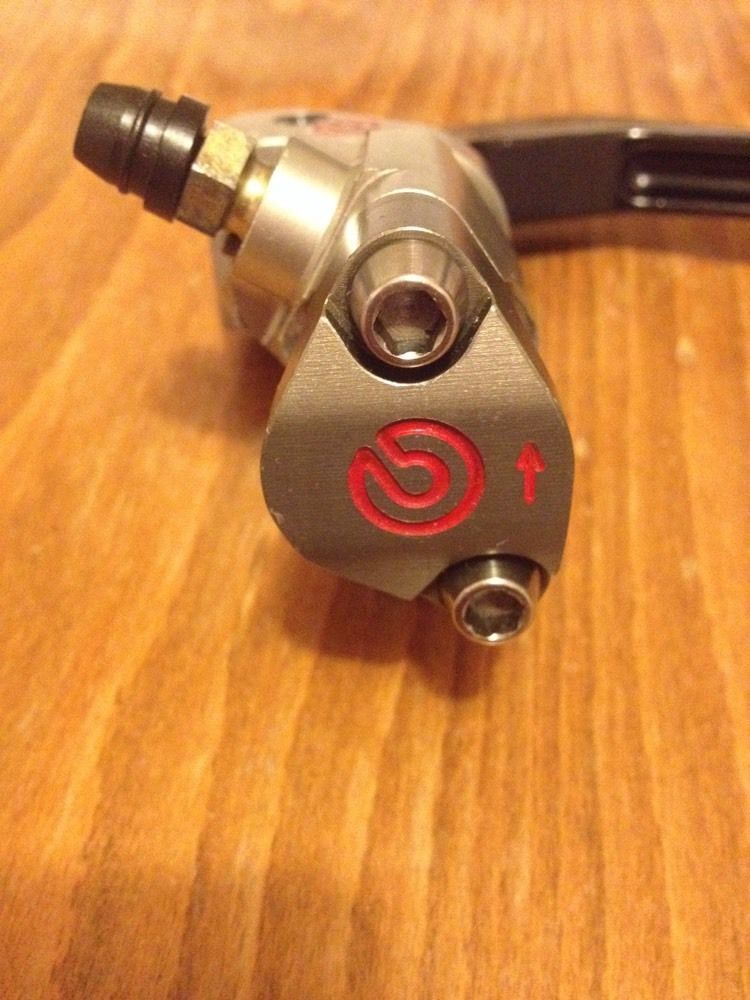 Brembo-3.JPG