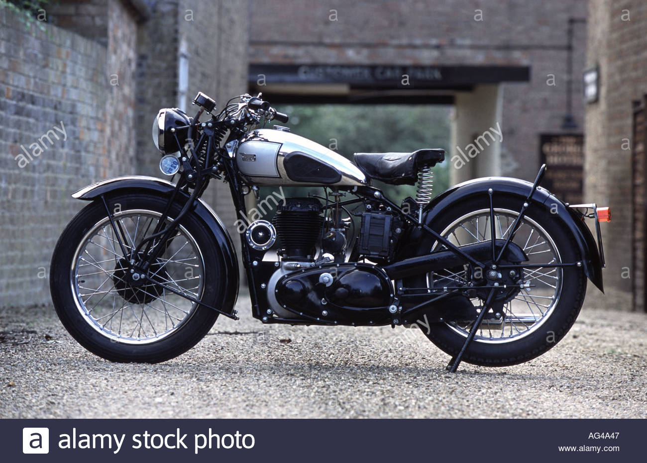 bsa-m20-motorcycle-AG4A47.jpg
