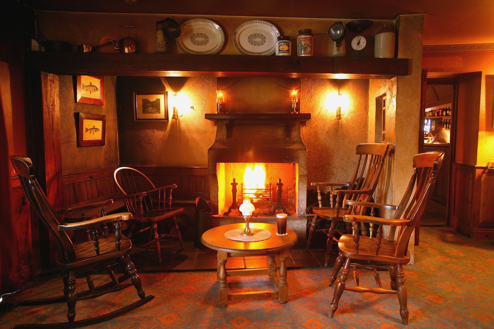 bushmills-inn-hall-fireplace.jpg