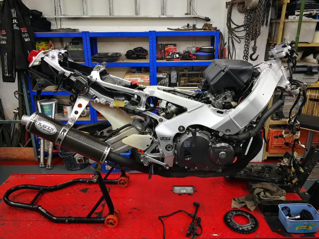 cbr400.20.jpg