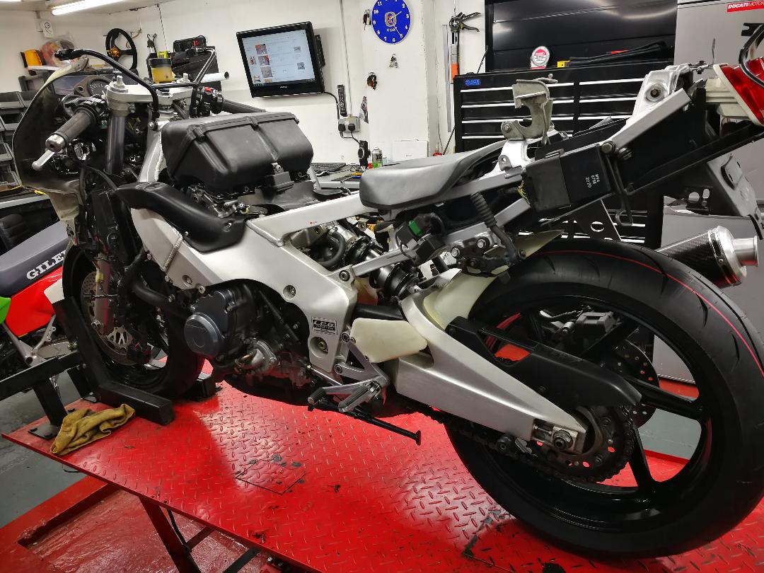 cbr400.40.jpg