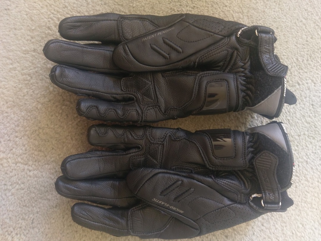 Dainese 4 Stroke Evo Gloves 3.jpg