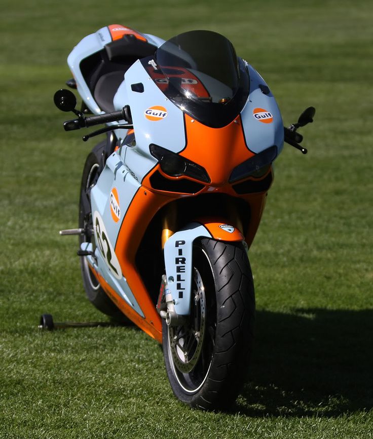 dd3f58874a41d3ad378d887192fd0af6--ducati--ducati-motorcycles.jpg