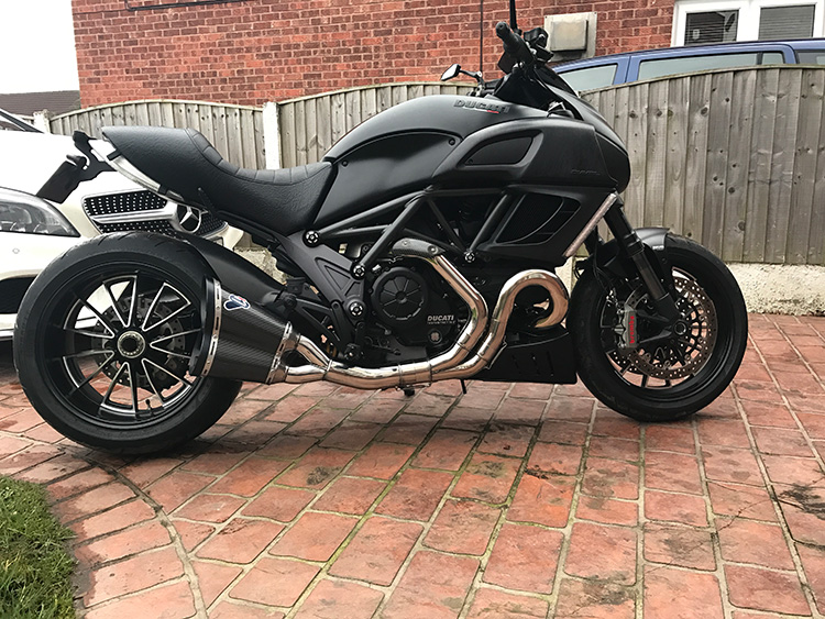 diavel.jpg