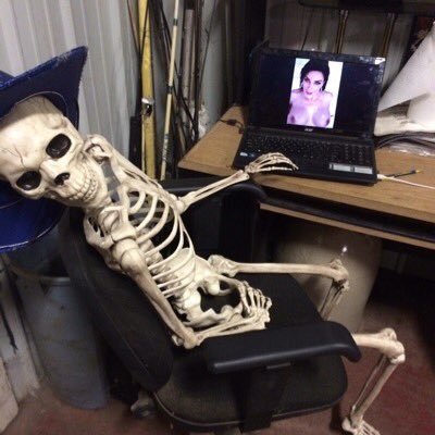 dIB7xRdY_400x400.jpg