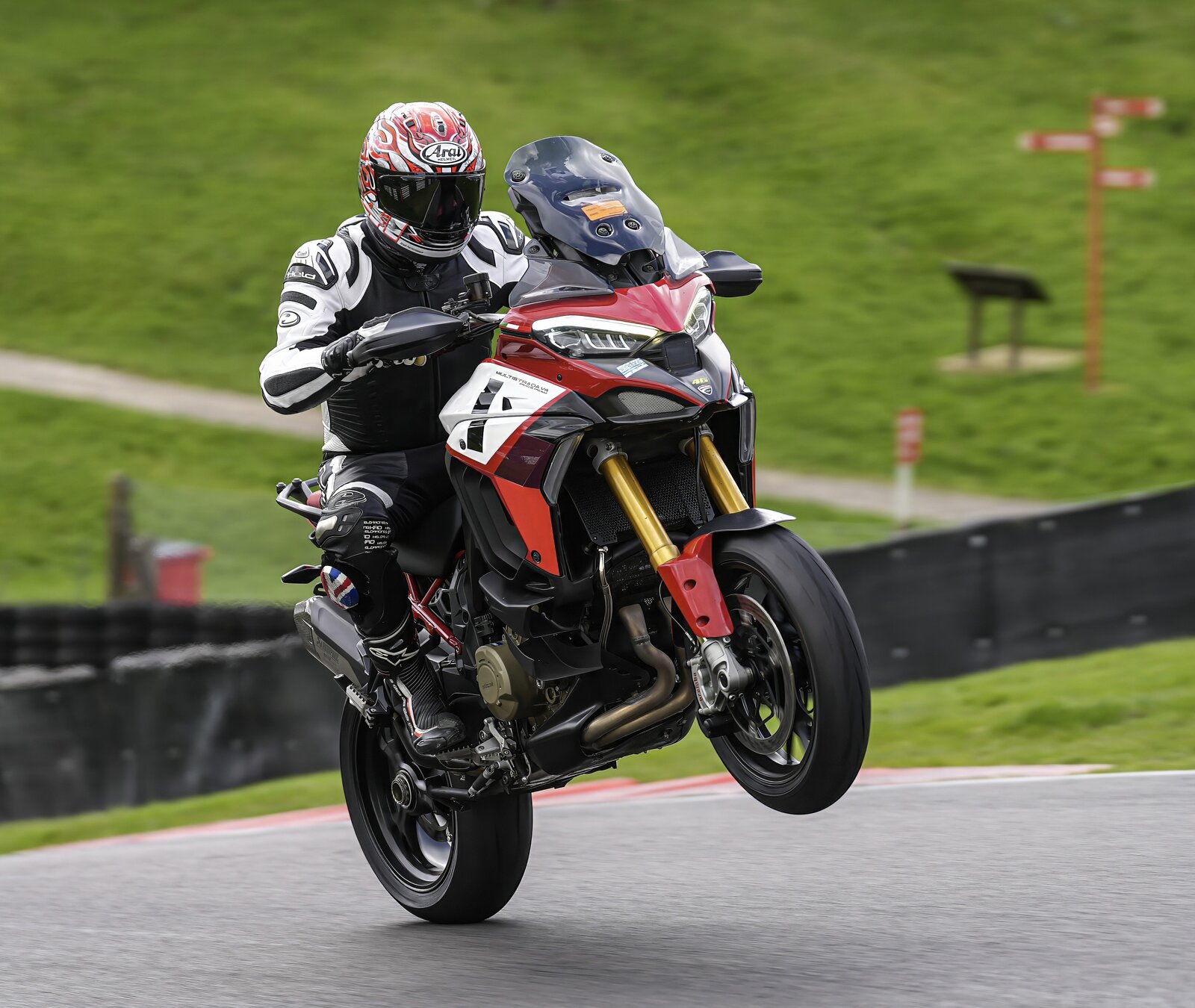 downloada_180324_7275_cadwell-.jpeg