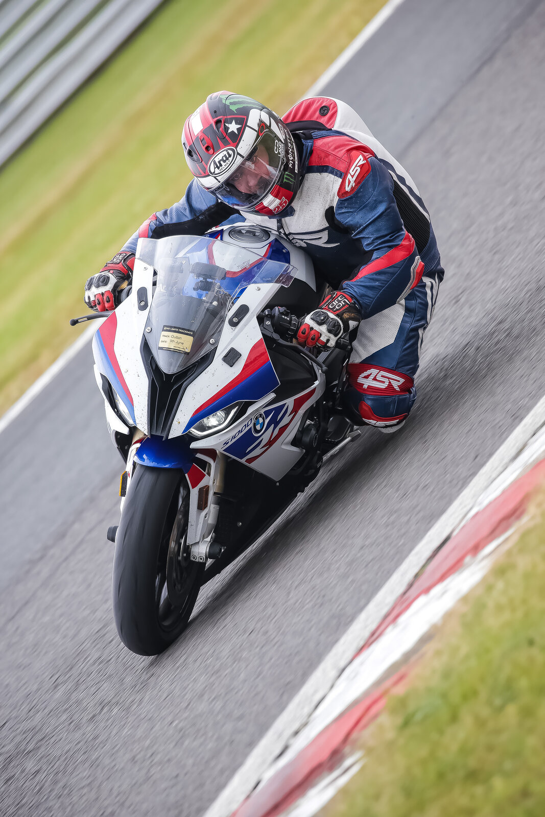 downloadl_090620_2614_oulton_park.jpg