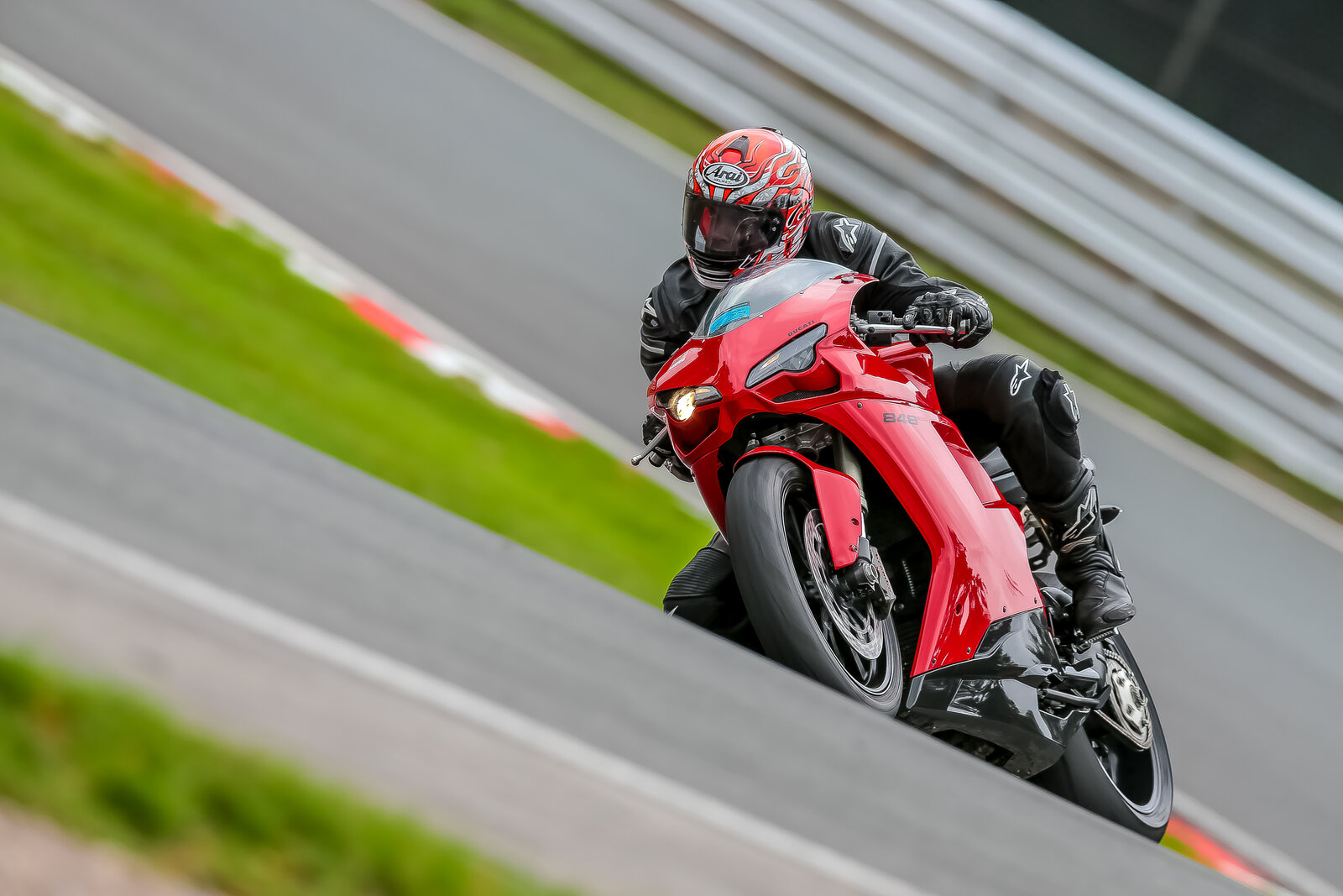 downloadl_170818_14953_oulton_park.jpg