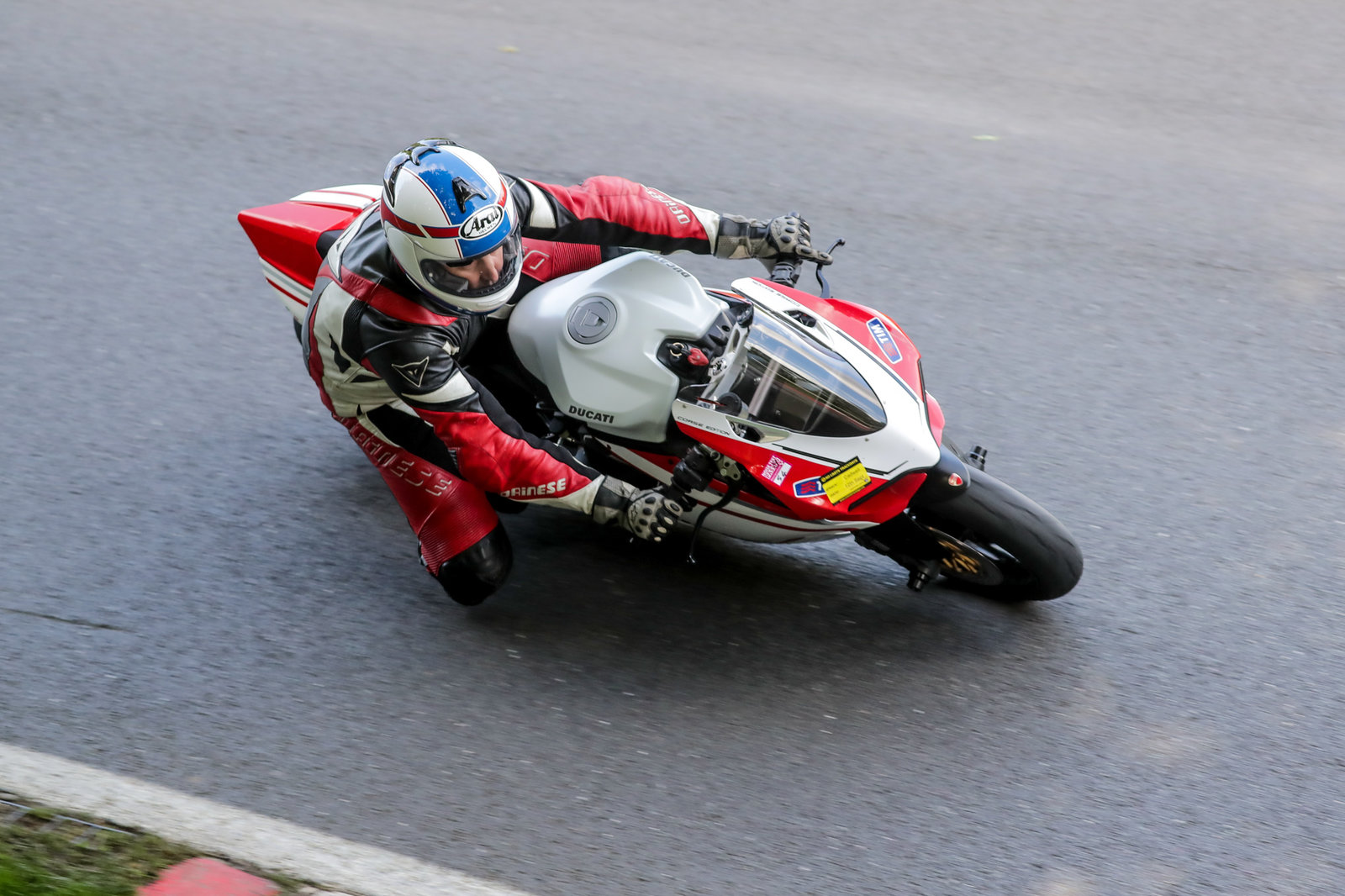 downloadz_120917_4811_cadwell_park.jpg