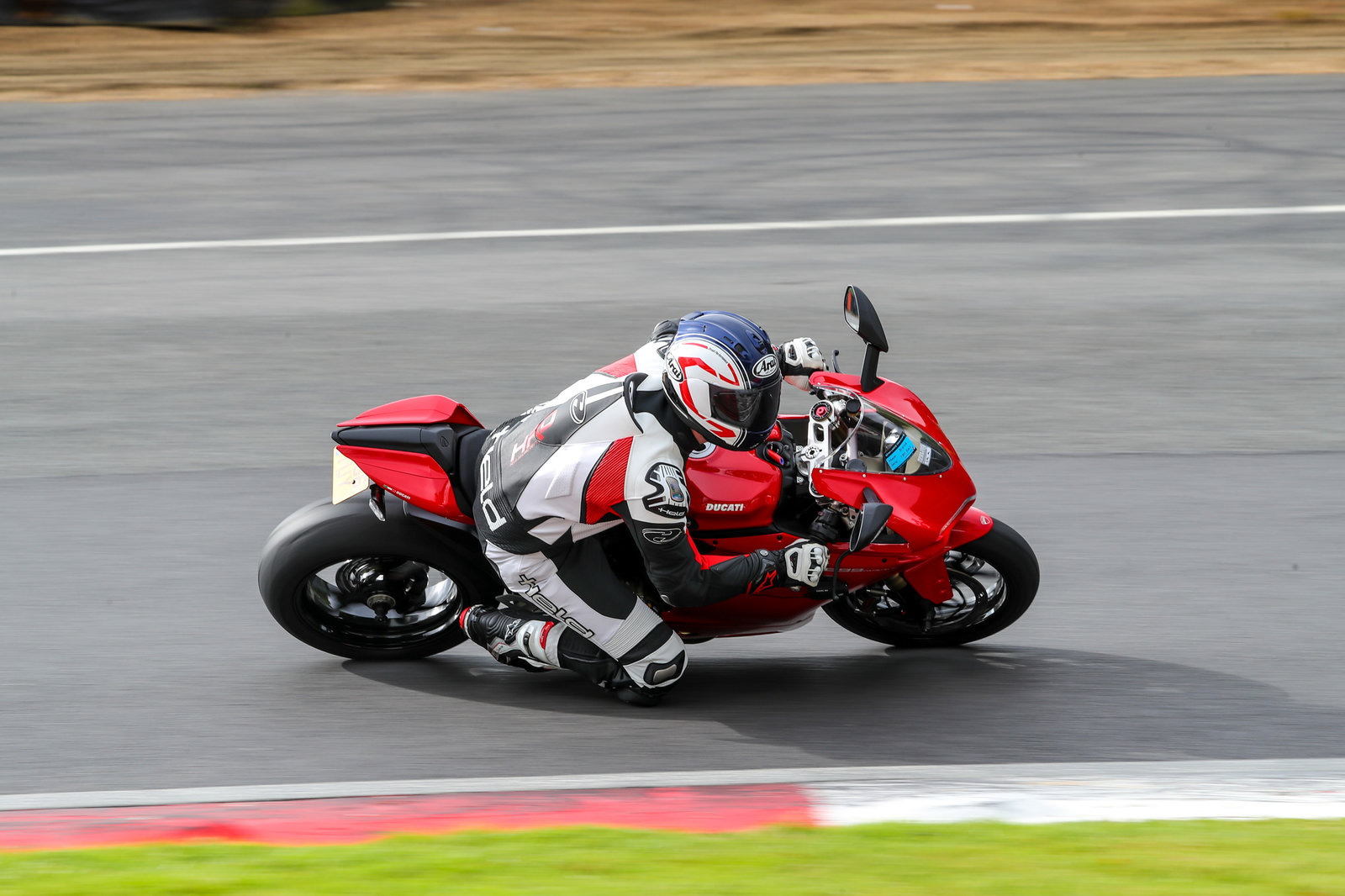 downloadz_190917_10663_brands_hatch.jpg