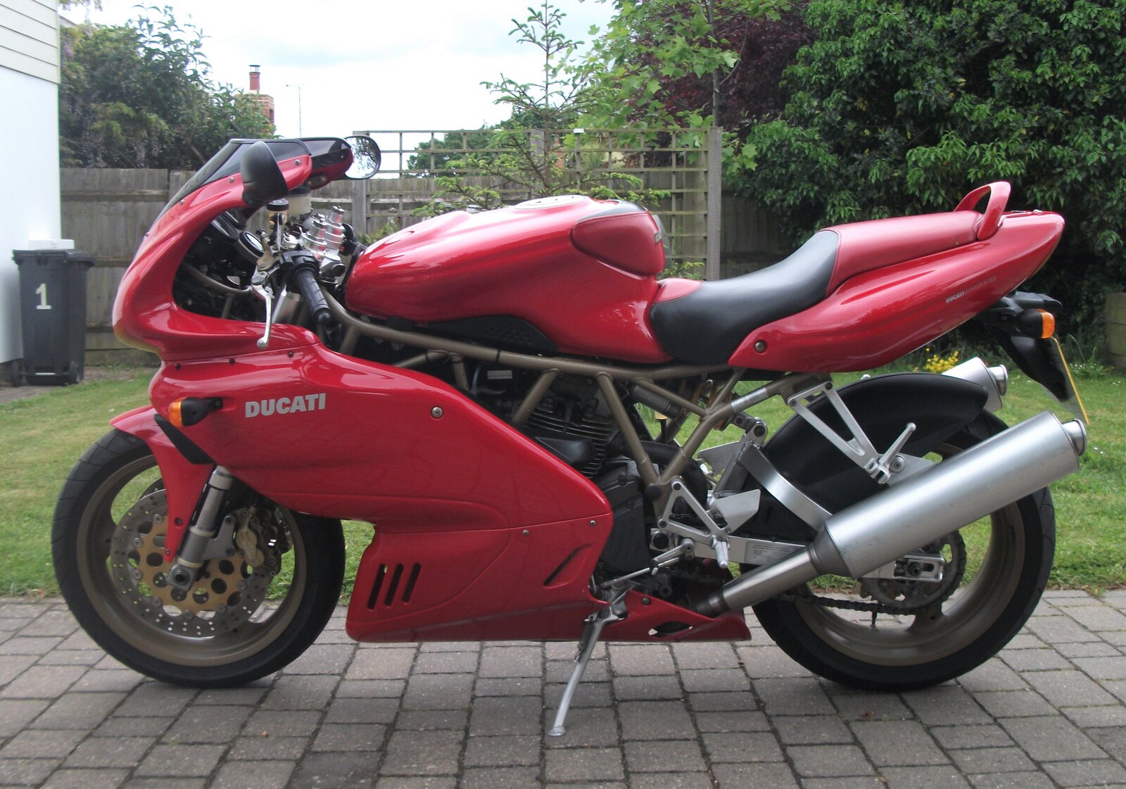 DSCF5004 (2).JPG