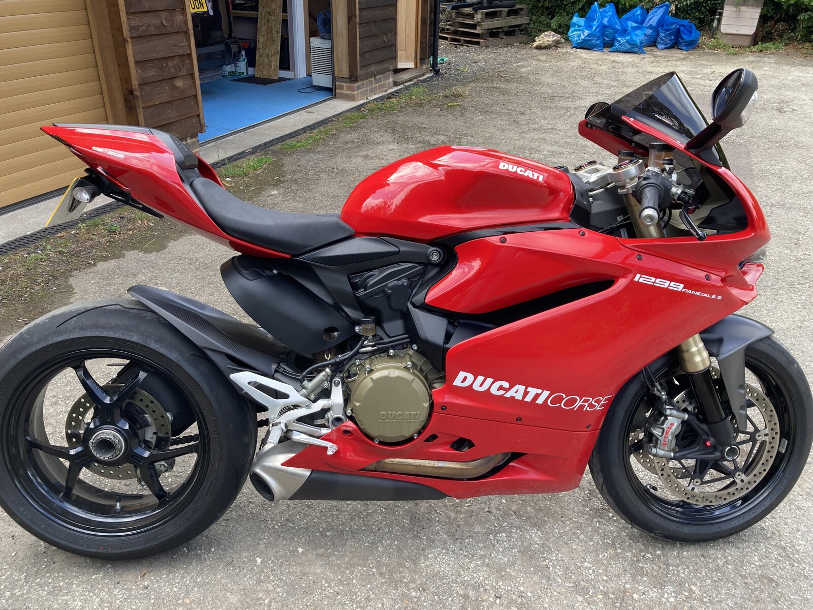 Ducati 1299.jpg