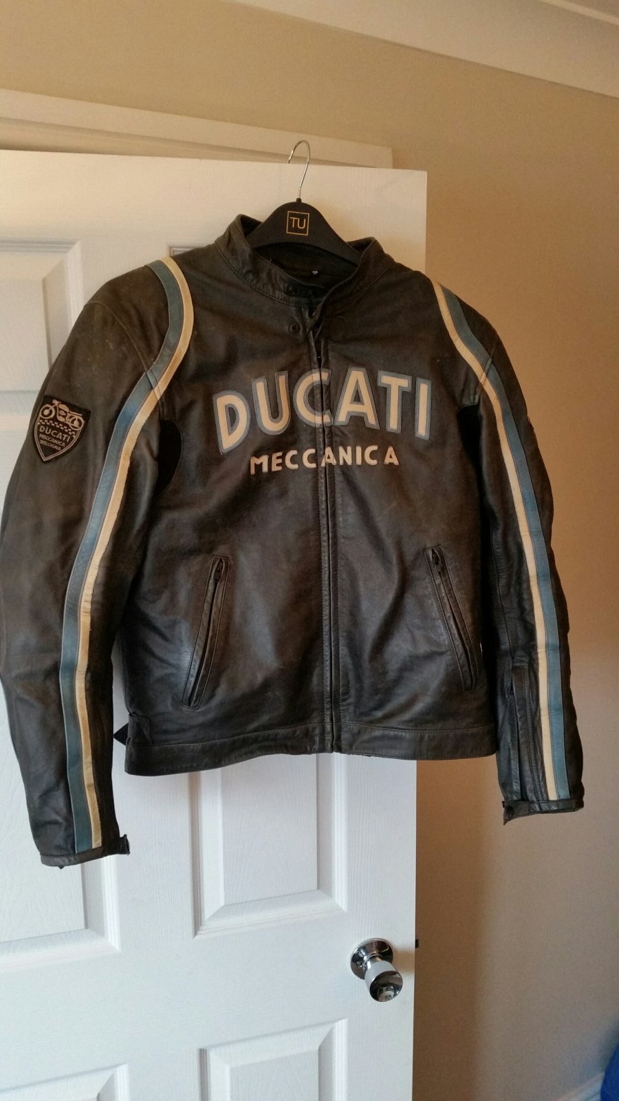ducati 2.jpg