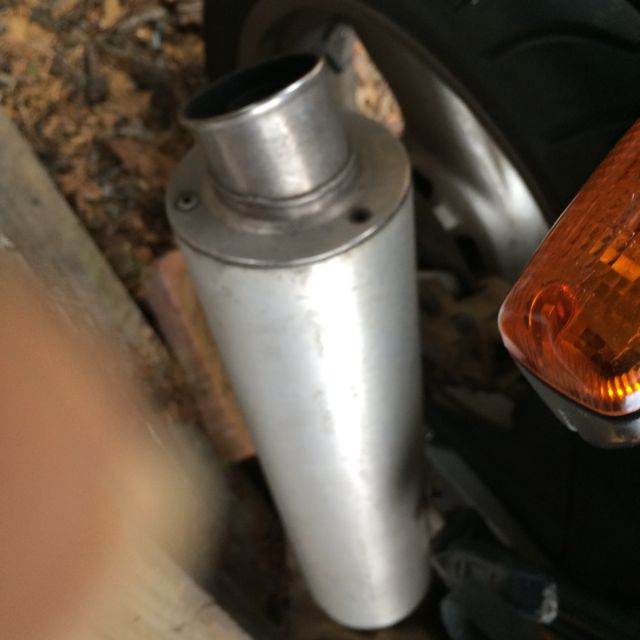DUCATI 600 SS EXHAUST.jpg