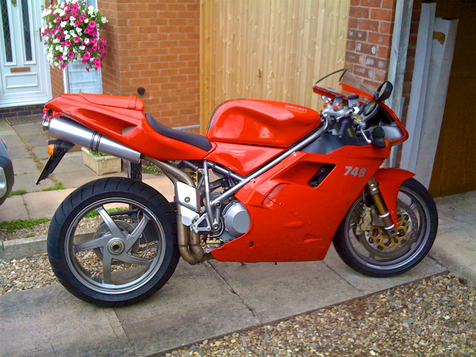 Ducati 748 Biposto 889.jpg