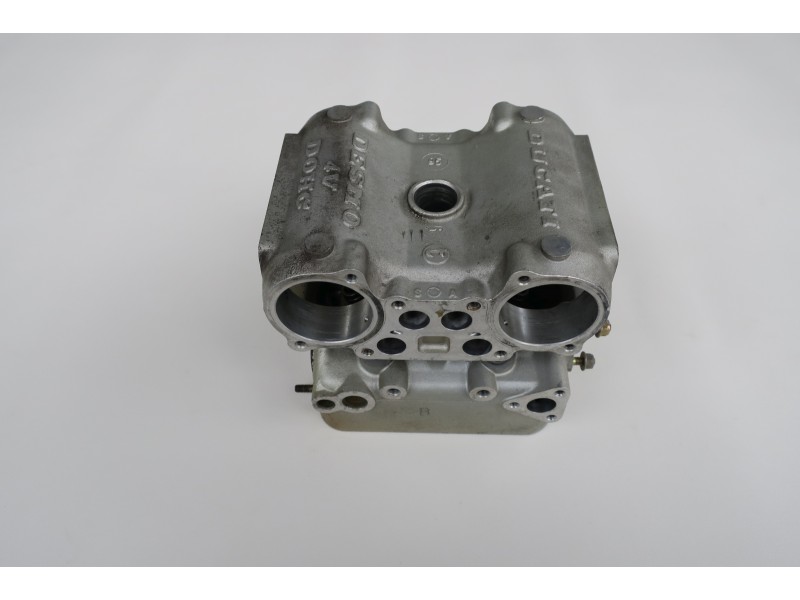 Ducati-748-Cylinder-Head-horizontal-Original-G-6-06102017-31.jpg