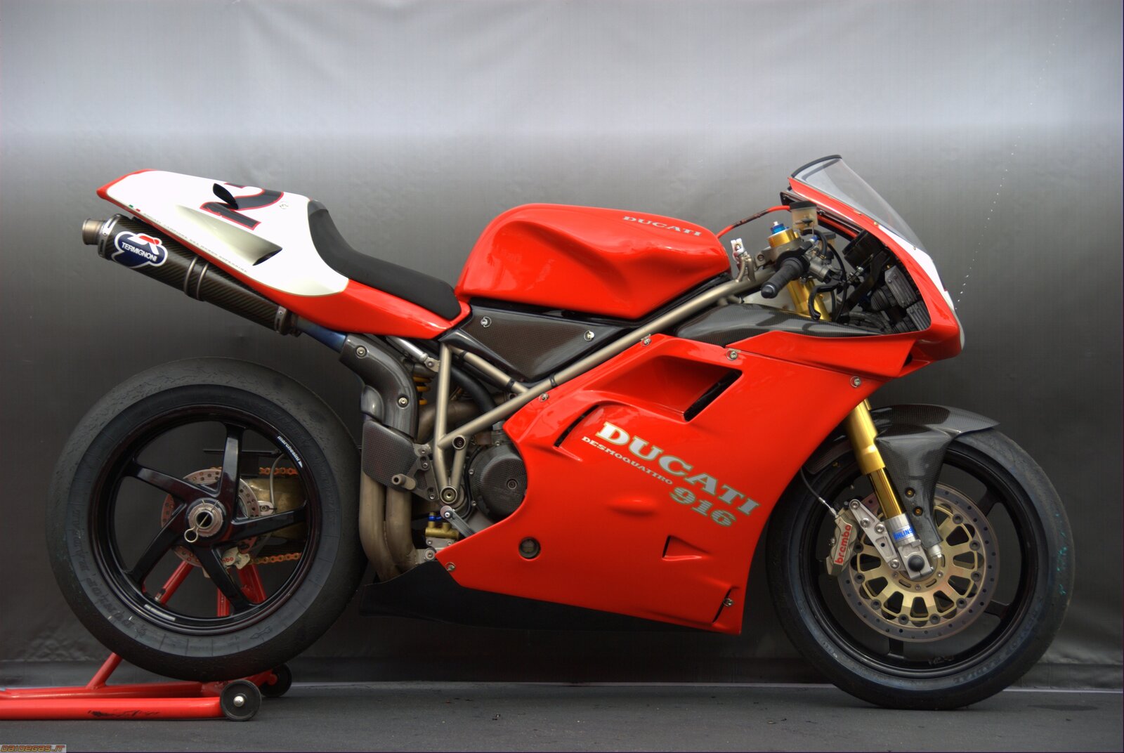 ducati-916-sps-superbike-sbk.jpg