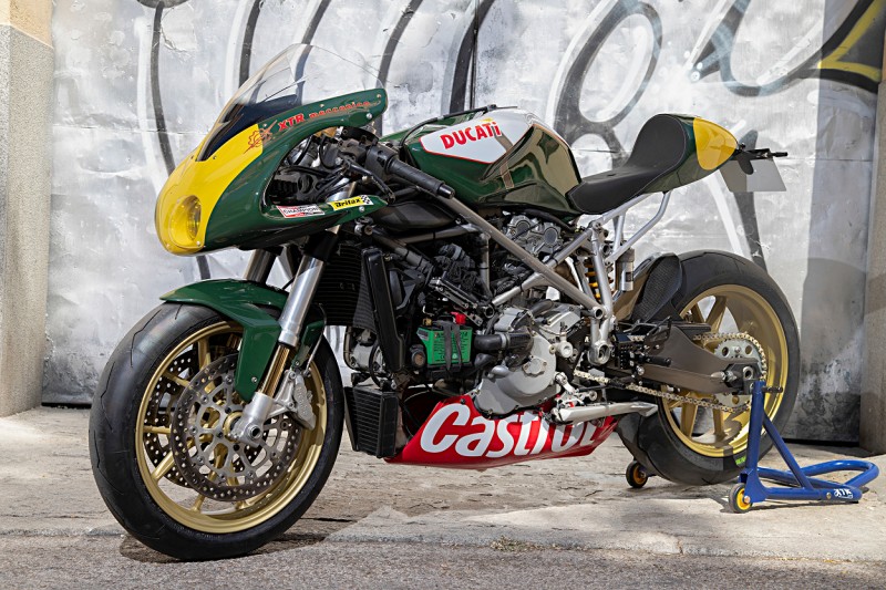 Ducati-999-Custom-2-800x533.jpg