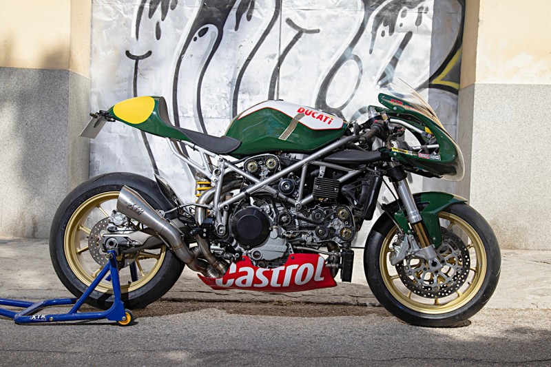 Ducati-999-Custom-4-800x533.jpg