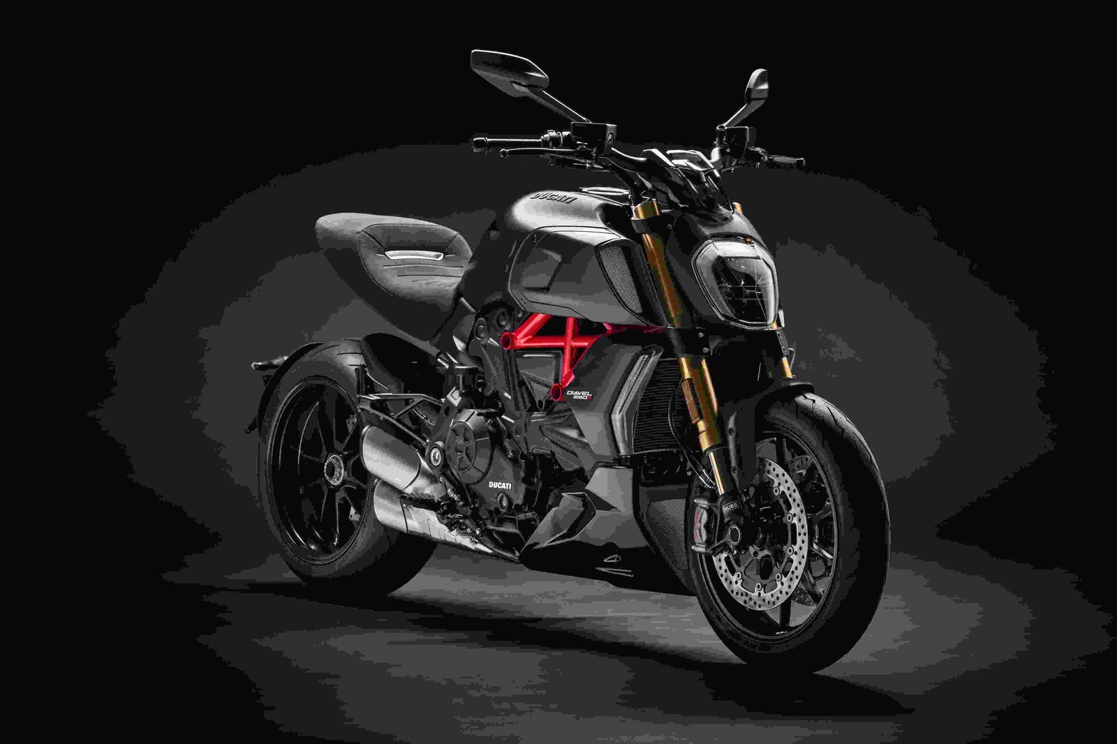 Ducati ad EICMA 2018 (5).jpg