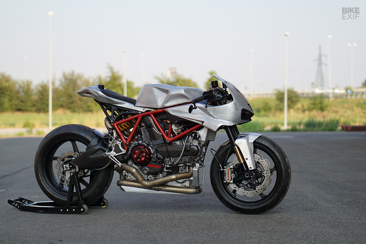 ducati-cafe-fighter-2.jpg