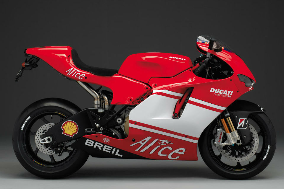 Ducati Desmosedici RR Team Version_0.jpg