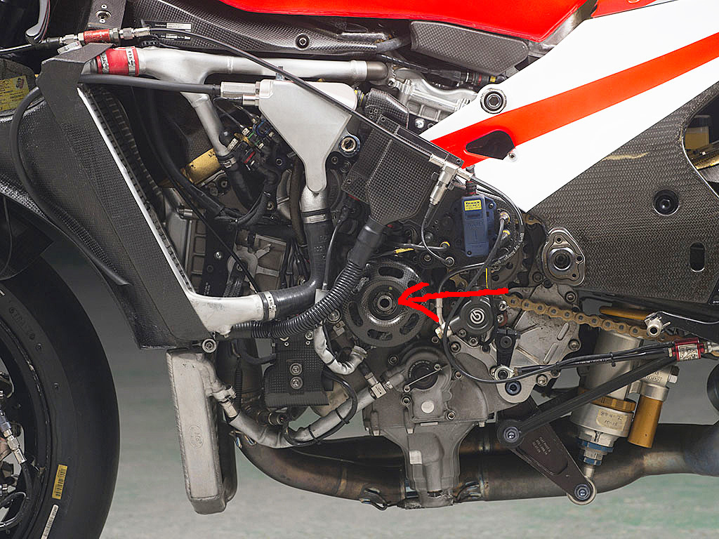 Ducati-MotoGP11-07.jpg