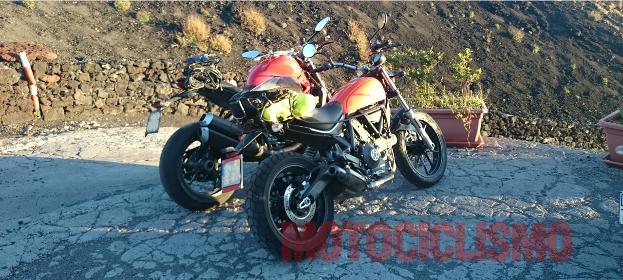 ducati-scrambler-400-spied-looks-pretty-much-like-the-original-one-101762_1.png