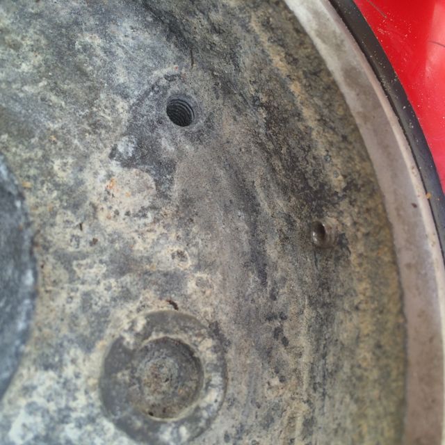 ducati ss tank filler close up.jpg